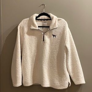 White fuzzy collared Sherpa pullover